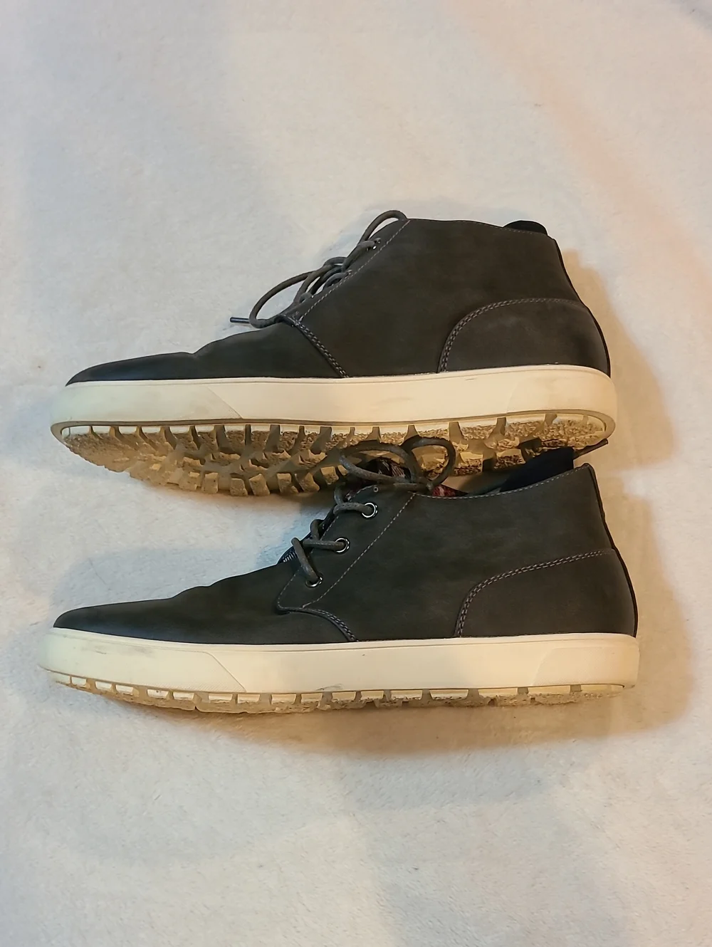 Flag & Anthem Casual Chukka Sneakers